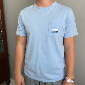 Men’s Blue Vineyard Vines Shirt w/ Fisherman